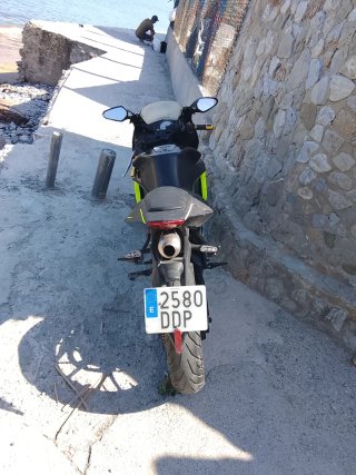 Derbi GPR 125 Negra y Amarilla