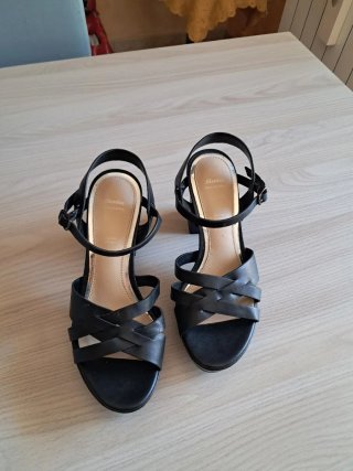 Sandali neri Bata donna