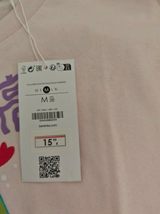 Camiseta Bershka Con Etiqueta