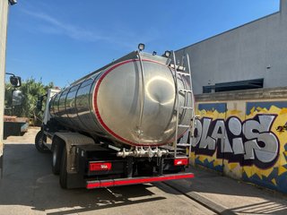 SCANIA P410 CISTENRA AGUA POTABLE 17000LITROS