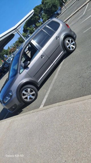 Volkswagen Touran 2012