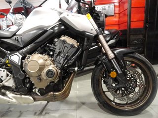 Honda CB 650 R