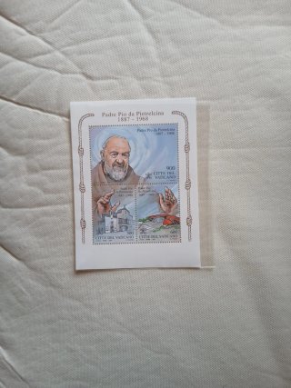 Francobollo Padre Pio Vaticano 1999