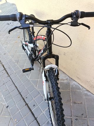 Bicicleta BTT Full suspensión 24" Teens FS NUEVA!!