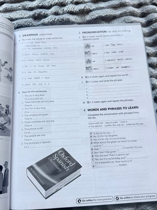 ENGLISH FILE