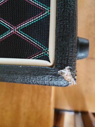 Amplificador de bajo VOX 10w
