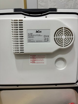 Nevera portátil InCar para coche de ,,Costco,,