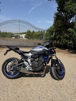 Yamaha MT-07 Azul/Plata