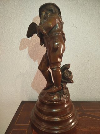Figura de bronce, El niño con ganso