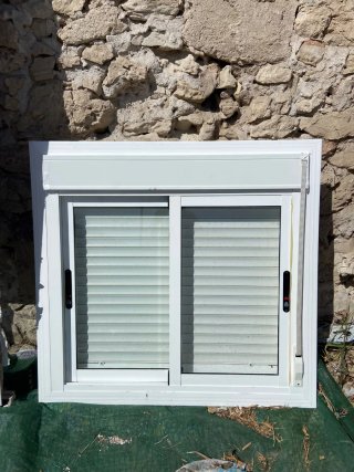 Ventana corredera aluminio blanca