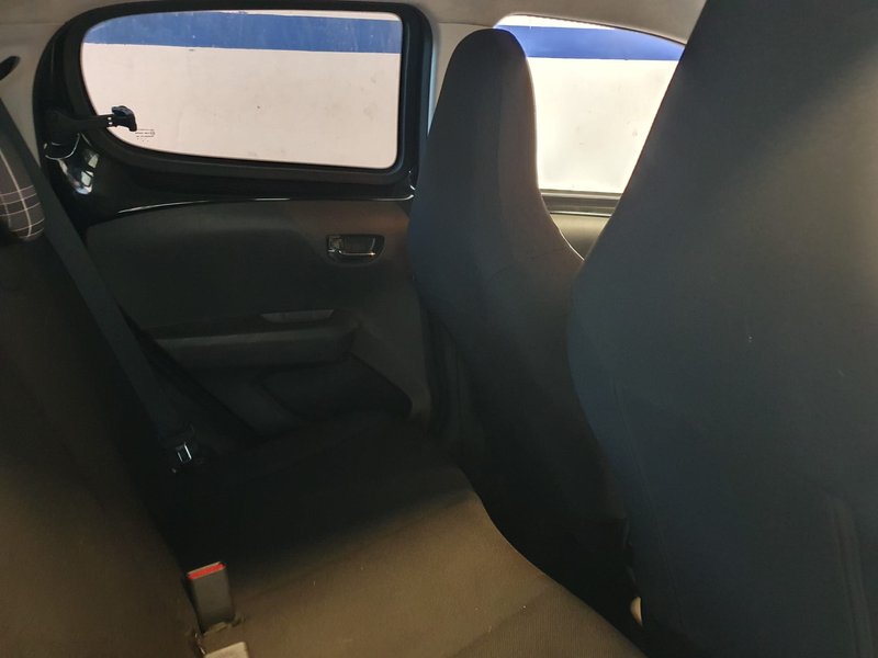 Peugeot 108 1.2 Pure Tech Allure 5p 2016, foto 15