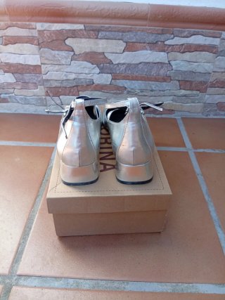 Zapatos plateados talla 38
