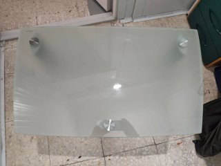 Mesa de salón cristal y metal