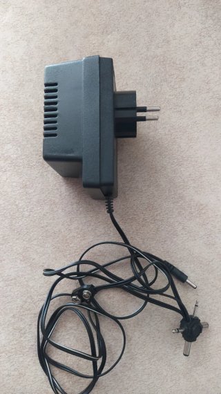 Fuente alimentación Electro DH AC/DC 1000mA