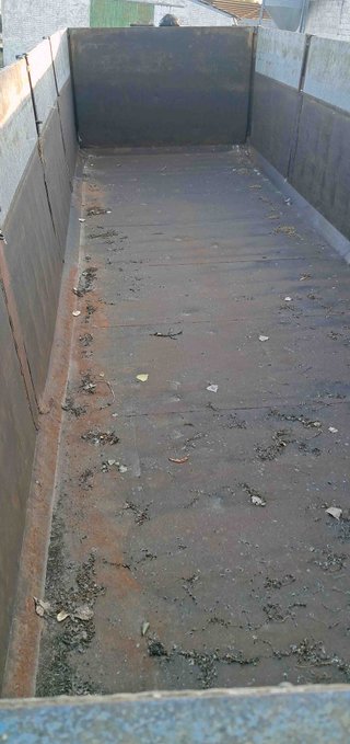 Semirremolque basculante 30 m3.