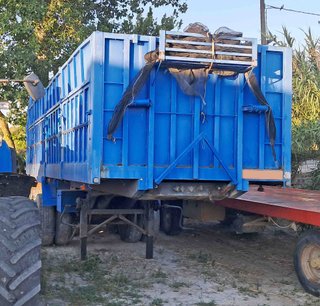 Semirremolque basculante 30 m3.