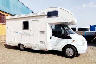 AUTOCARAVANA CAPUCHINA MARACA RIMOR 6 PLAZAS