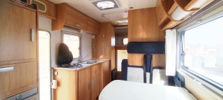 AUTOCARAVANA CAPUCHINA MARACA RIMOR 6 PLAZAS