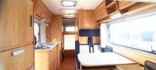 AUTOCARAVANA CAPUCHINA MARACA RIMOR 6 PLAZAS