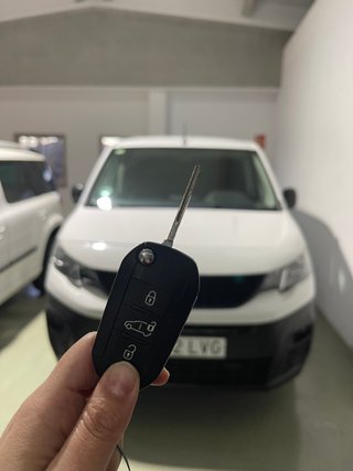PEUGEOT PARTNER PRO STANDARD 6 BLUE HDI 100 S/S