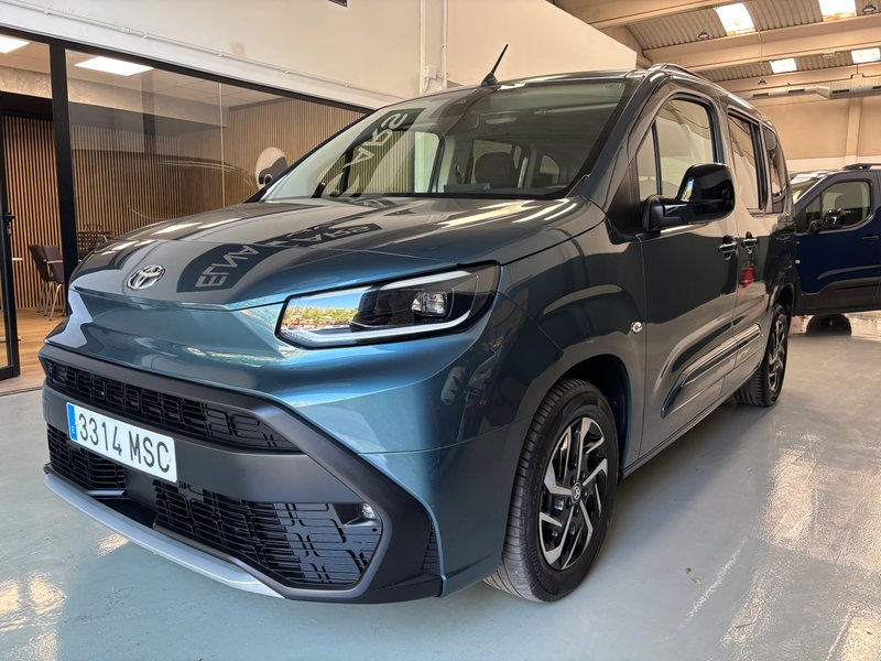 Toyota ProAce City VERSO FAMILY L1 ACTIVE 1.5D 6MT 2024