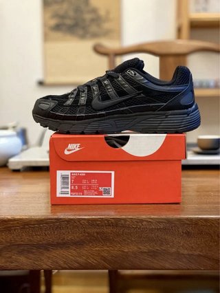 Nike P-6000 negras talla 43