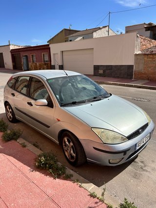 Ford Focus 2000