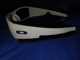 Occhiali da sole Oakley bianchi e neri