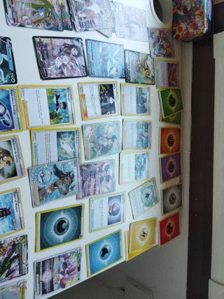 Cartas Pokémon V, VMAX y Shiny