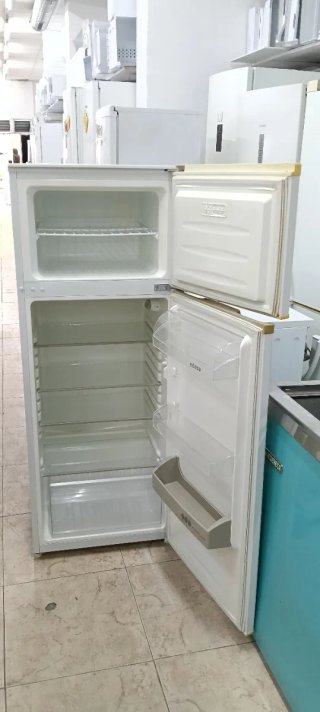 Nevera Edesa pequeña 145 X 55 X 55 cm