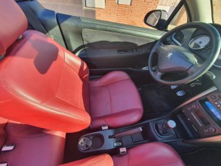 Peugeot 207 2012