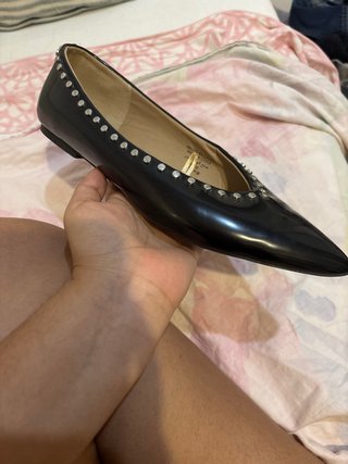 Bailarinas negras con tachuelas