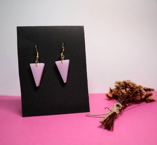 Pendientes triangulares rosa y oro