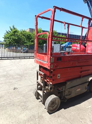 Plataforma Elevadora Tijera Eléctrica JLG 2630ES