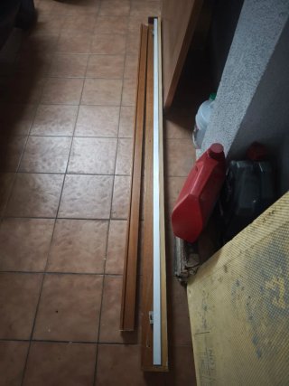 Puerta corredera de madera
