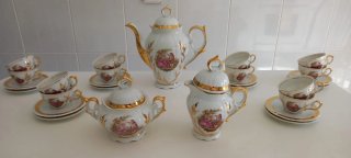 Juego cafe o té porcelana blanco y oro en Laredo.