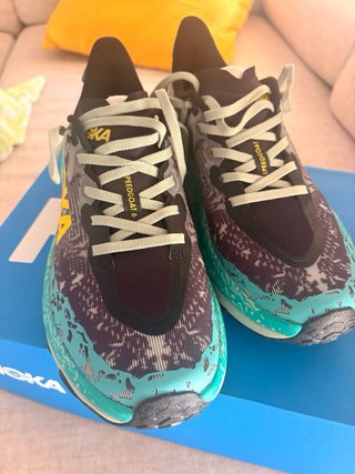 Hoka Speedgoat 6 Zapatillas Trail Running NUEVAS