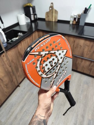 Pala de pádel Dunlop + Funda