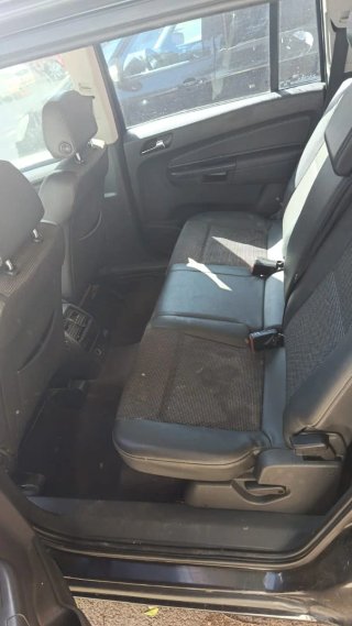Opel Zafira  Opel Zafira  2007