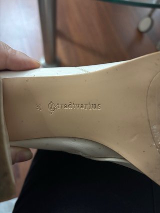 Botas altas Stradivarius beige