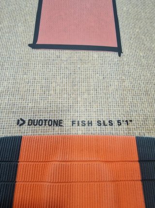 Tabla Duotone Surf Kite  Fish 5'1 22.4L+ quillas