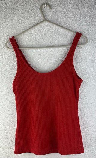 Top H&M Rojo Botones