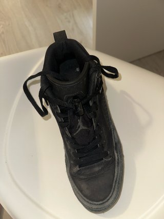 Jordan 4 Negras Talla 40
