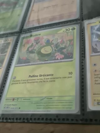 Lotto carte Pokémon rare e brillanti