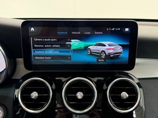 Mercedes-Benz GLC Coupé 2022 300de 306cv AMG LINE