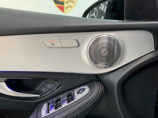Mercedes-Benz GLC Coupé 2022 300de 306cv AMG LINE