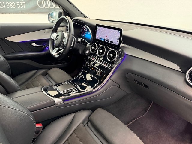 Mercedes-Benz GLC Coupé 2022 300de 306cv AMG LINE