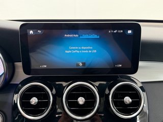 Mercedes-Benz GLC Coupé 2022 300de 306cv AMG LINE