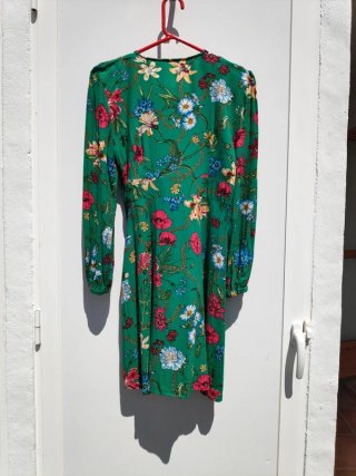 Vestido verde estampado floral