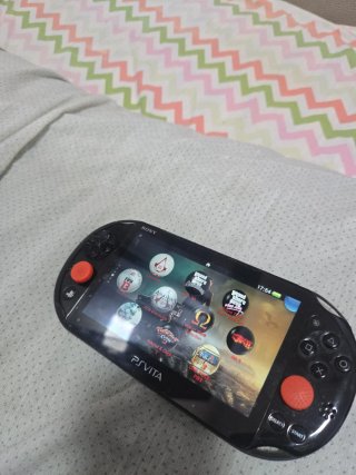 Consola Sony PS Vita Negra
